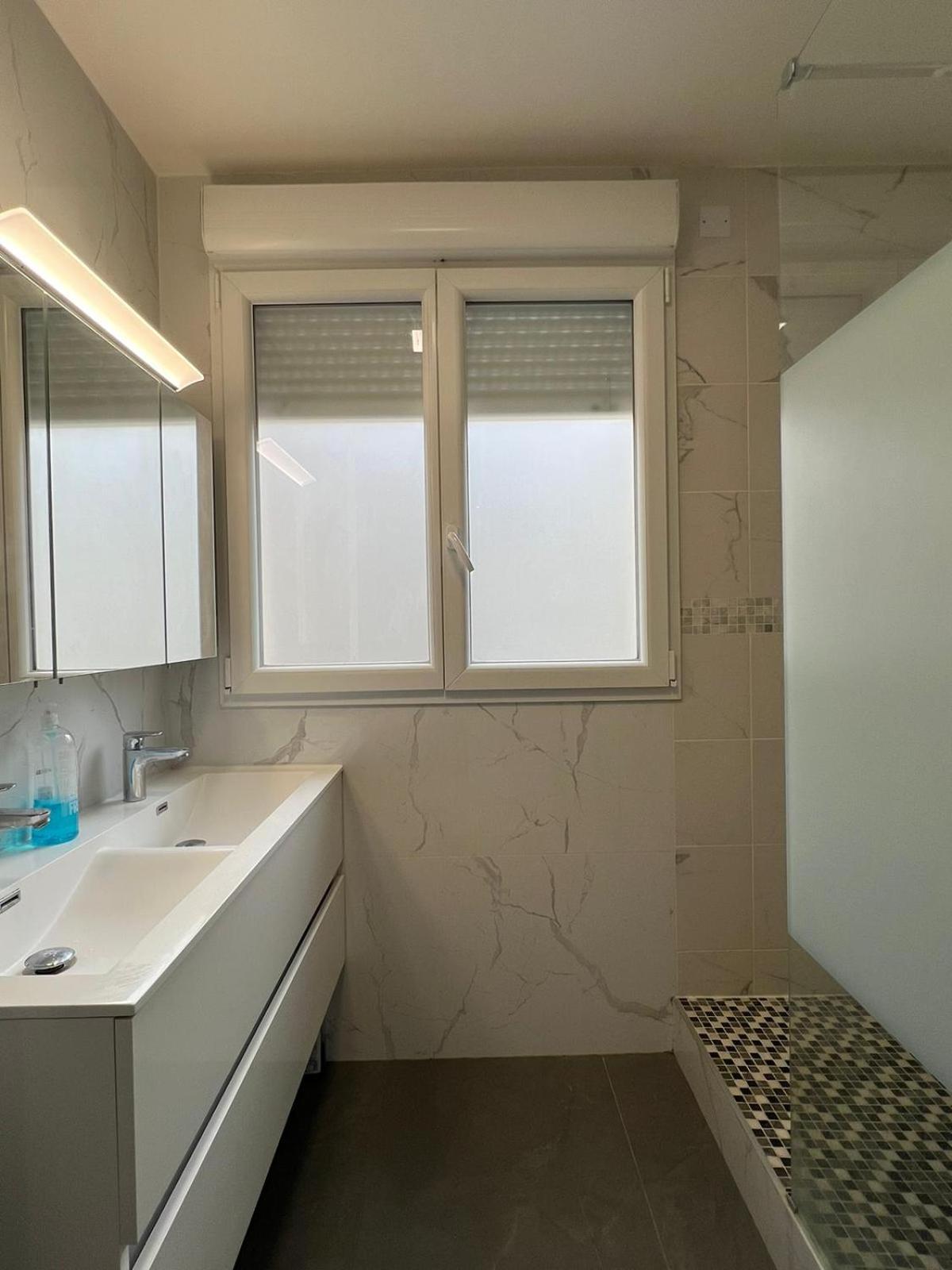 Location 3 Chambres Spacieuses Dans Appartment 2 Mn Rer Bussy Saint Georges Eksteriør billede