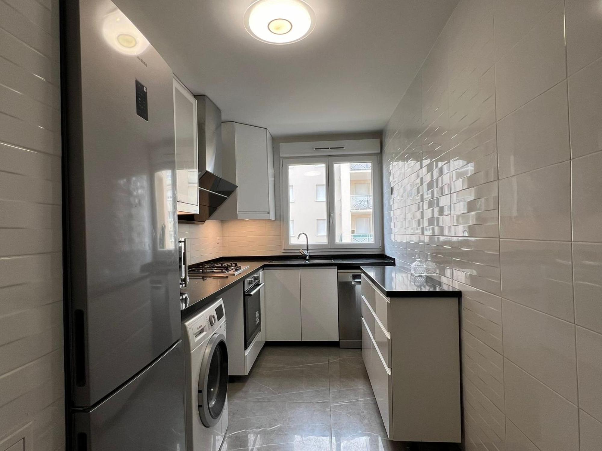 Location 3 Chambres Spacieuses Dans Appartment 2 Mn Rer Bussy Saint Georges Eksteriør billede
