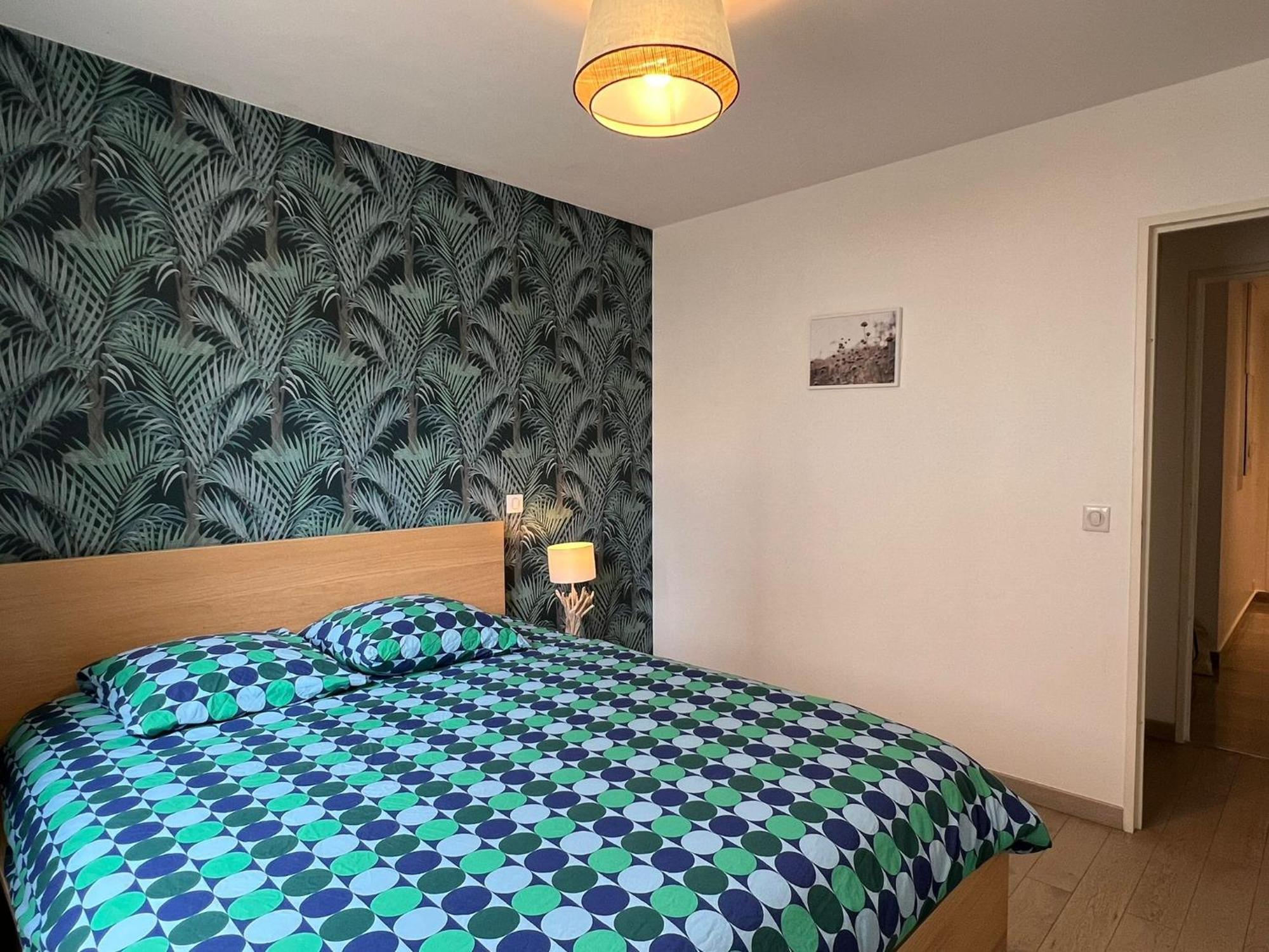Location 3 Chambres Spacieuses Dans Appartment 2 Mn Rer Bussy Saint Georges Eksteriør billede